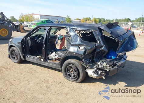 2020 Ford Police Interceptor z USA, uszkodzony, nr VIN 1FM5K8ABXLGB66208